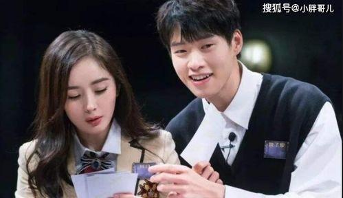 娱乐吃瓜官宣恋情,吃瓜群众见证明星甜蜜官宣