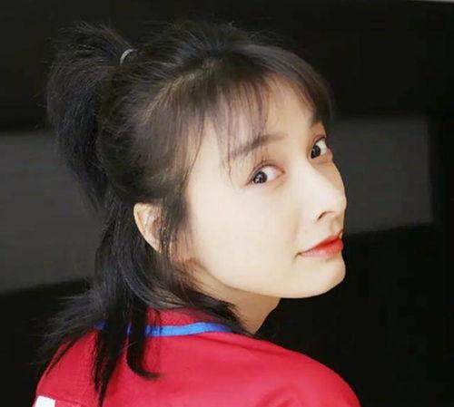 小嘉娱乐吃瓜,揭秘娱乐圈最新吃瓜事件，带你领略明星幕后故事